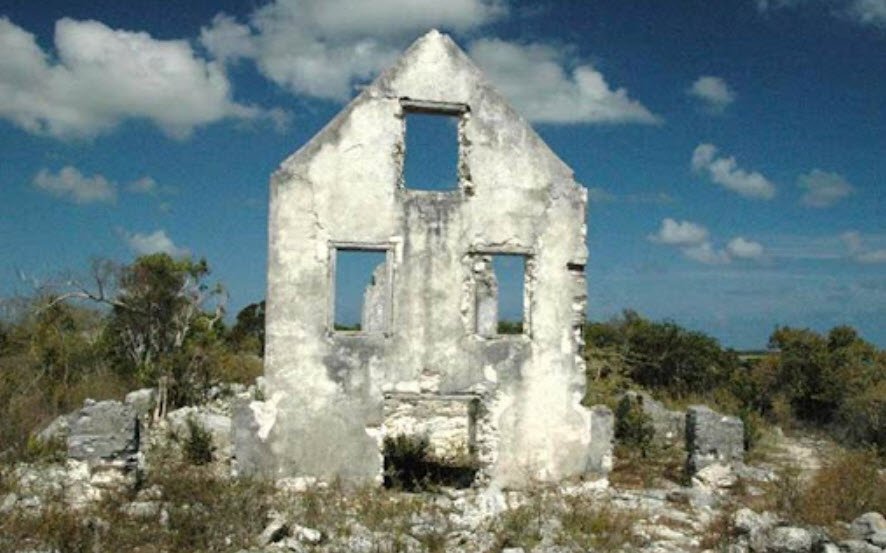 Watling’s Castle Ruins, San Salvador, Bahamas